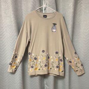Her Universe “My Neighbor Totoro” Light Green Floral Sweatshirt